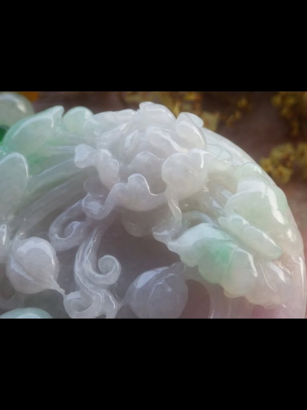 Exquisite jadeite Jade green white light lavender butterfly flower pendant - Picture 4 of 10